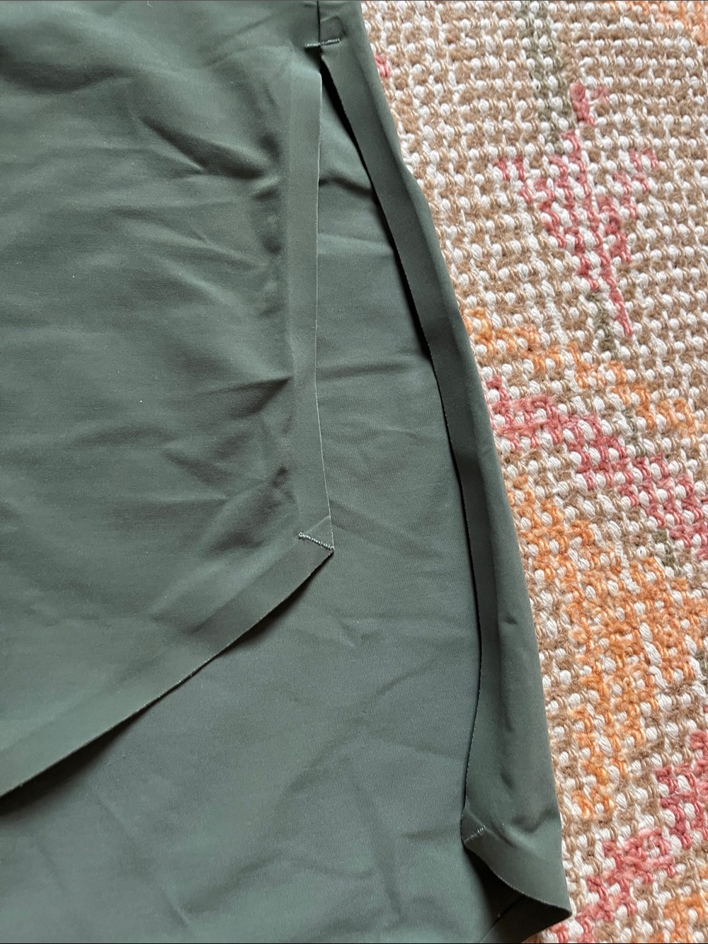 ADAY Something Borrowed Shirt Size L Moss Green Snap Front High Low Hem Like New - Picture 5 of 8